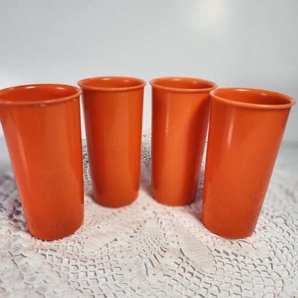 Tupperware Tall Tumblers Set of 4 Orange 8 oz Juice Cups 117 Vintage 70s… - Picture 1 of 5